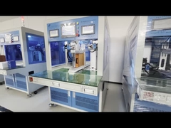 PLC Máquina de soldadura de puntos totalmente automática para paquete de baterías 220kg